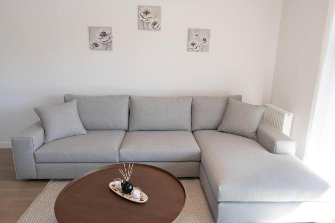 Bright Apartment In The New Building Atenas Exterior foto